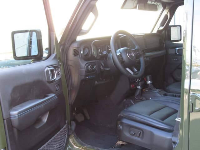 Used 2024 Jeep Wrangler Unlimited Rubicon 4xe AWD/4WD image 11