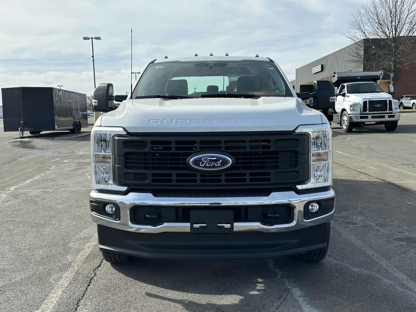 New 2025 Ford F250 XL w/ XL Chrome Package image 6