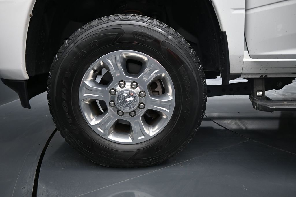 Used 2024 RAM 2500 Big Horn w/ Night Edition AWD/4WD image 27