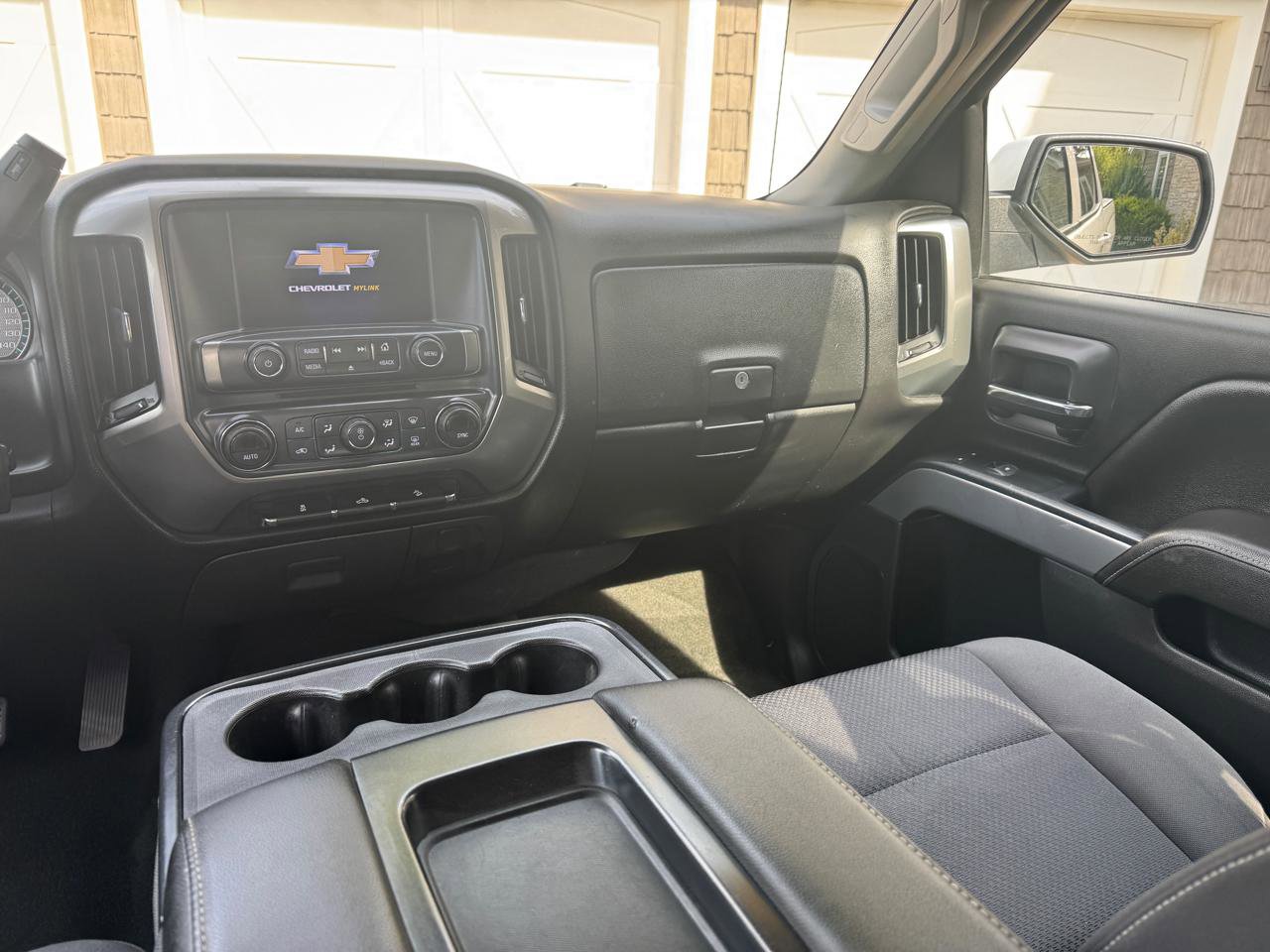 Used 2018 Chevrolet Silverado 1500 LT w/ All Star Edition AWD/4WD image 15