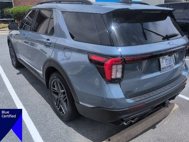 Certified 2025 Ford Explorer ST AWD/4WD image 8