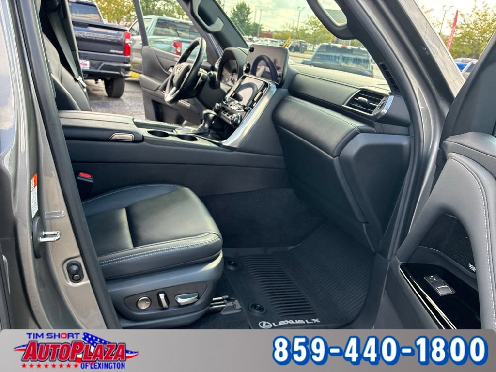 Used 2023 Lexus LX 600 4WD w/ Appearance Package image 21