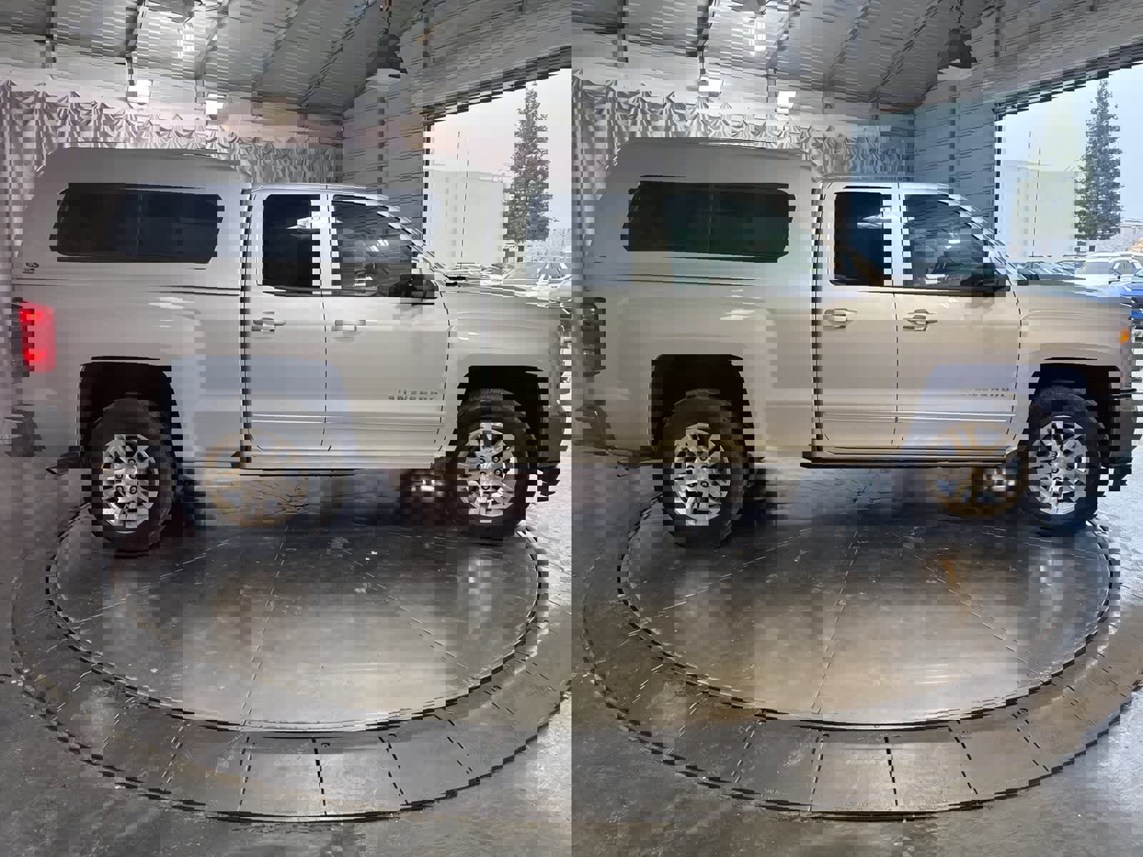 Used 2018 Chevrolet Silverado 1500 LT w/ All Star Edition image 3