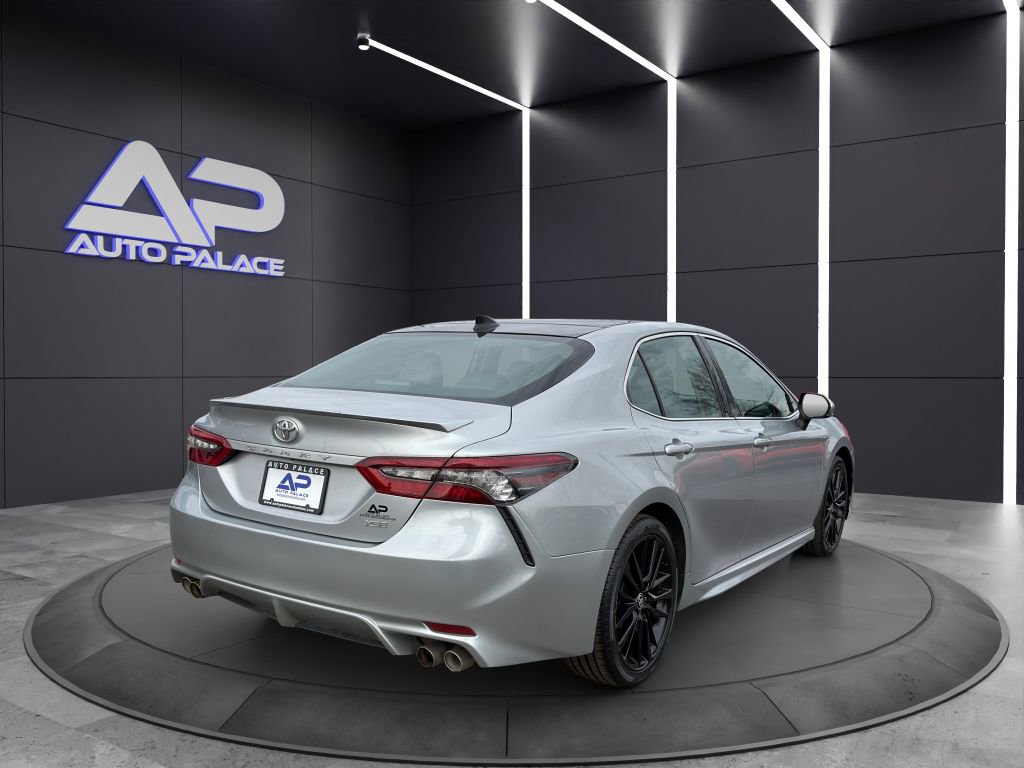 Used 2021 Toyota Camry XSE image 6