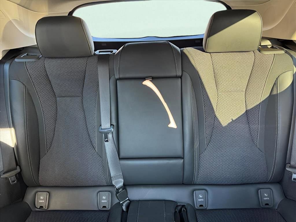 Used 2023 Buick Envision Preferred image 19