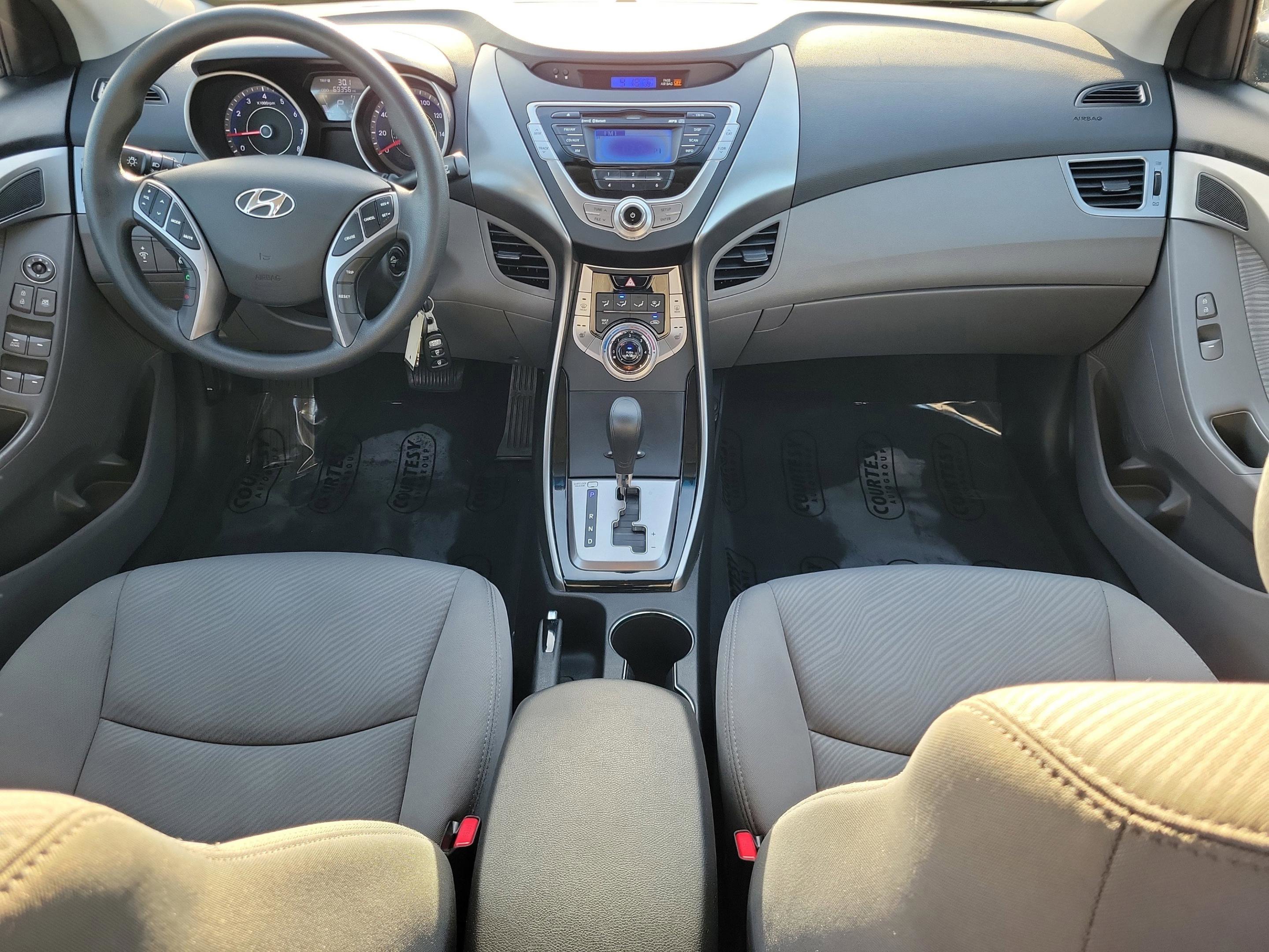 Used 2013 Hyundai Elantra GLS w/ Preferred Pkg image 13