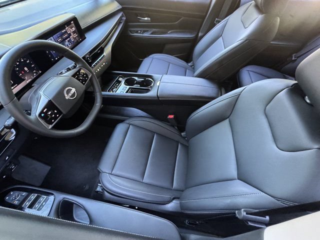 Used 2025 Nissan Murano SV AWD/4WD image 36