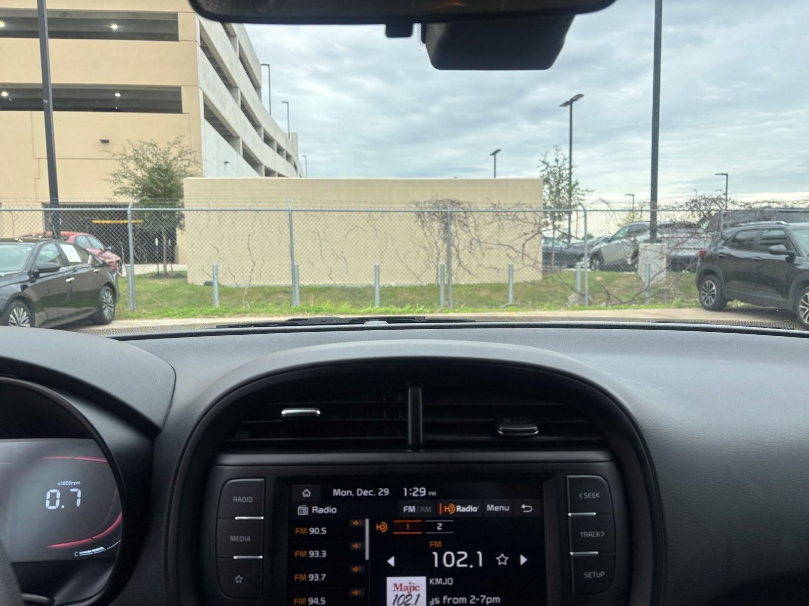 Used 2025 Kia Soul LX w/ LX Technology Package image 18