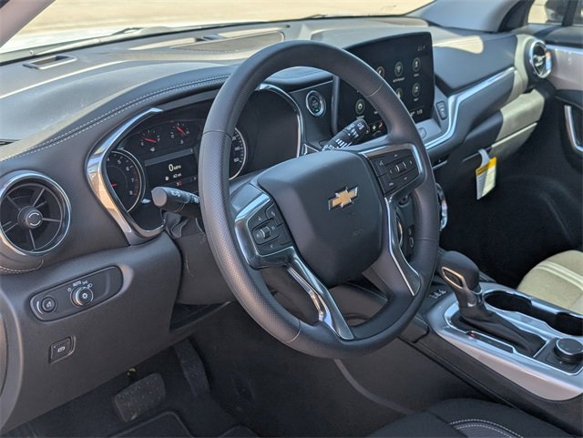 New 2025 Chevrolet Blazer LT w/ Convenience Package image 14