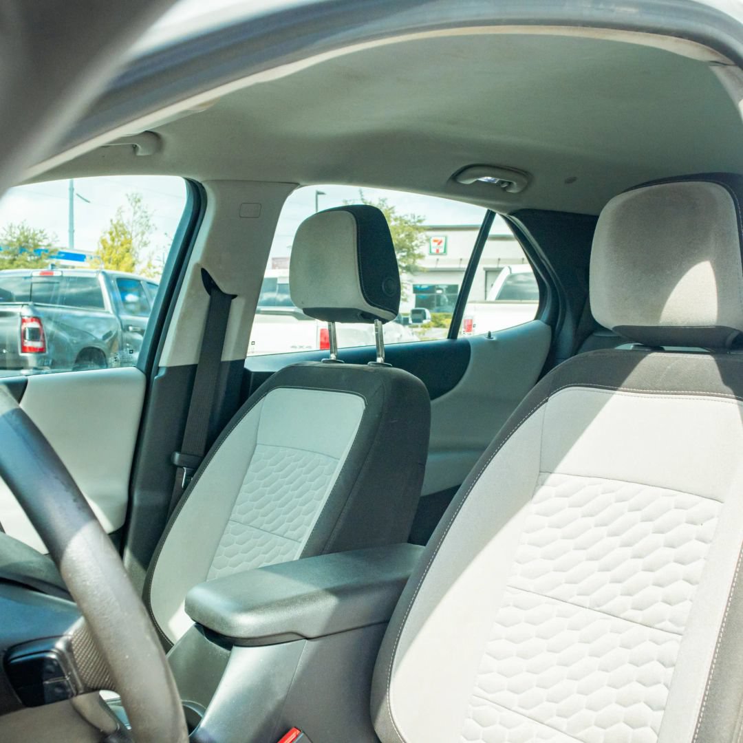 Used 2020 Chevrolet Equinox LS FWD image 35