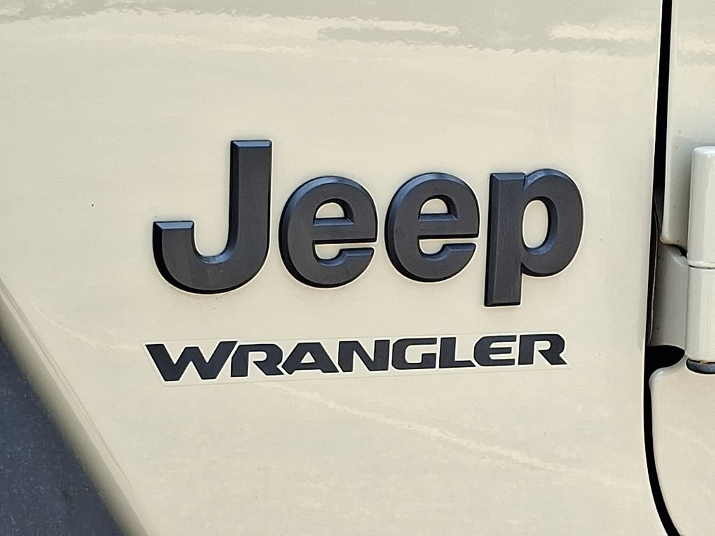Certified 2022 Jeep Wrangler Sport AWD/4WD image 28