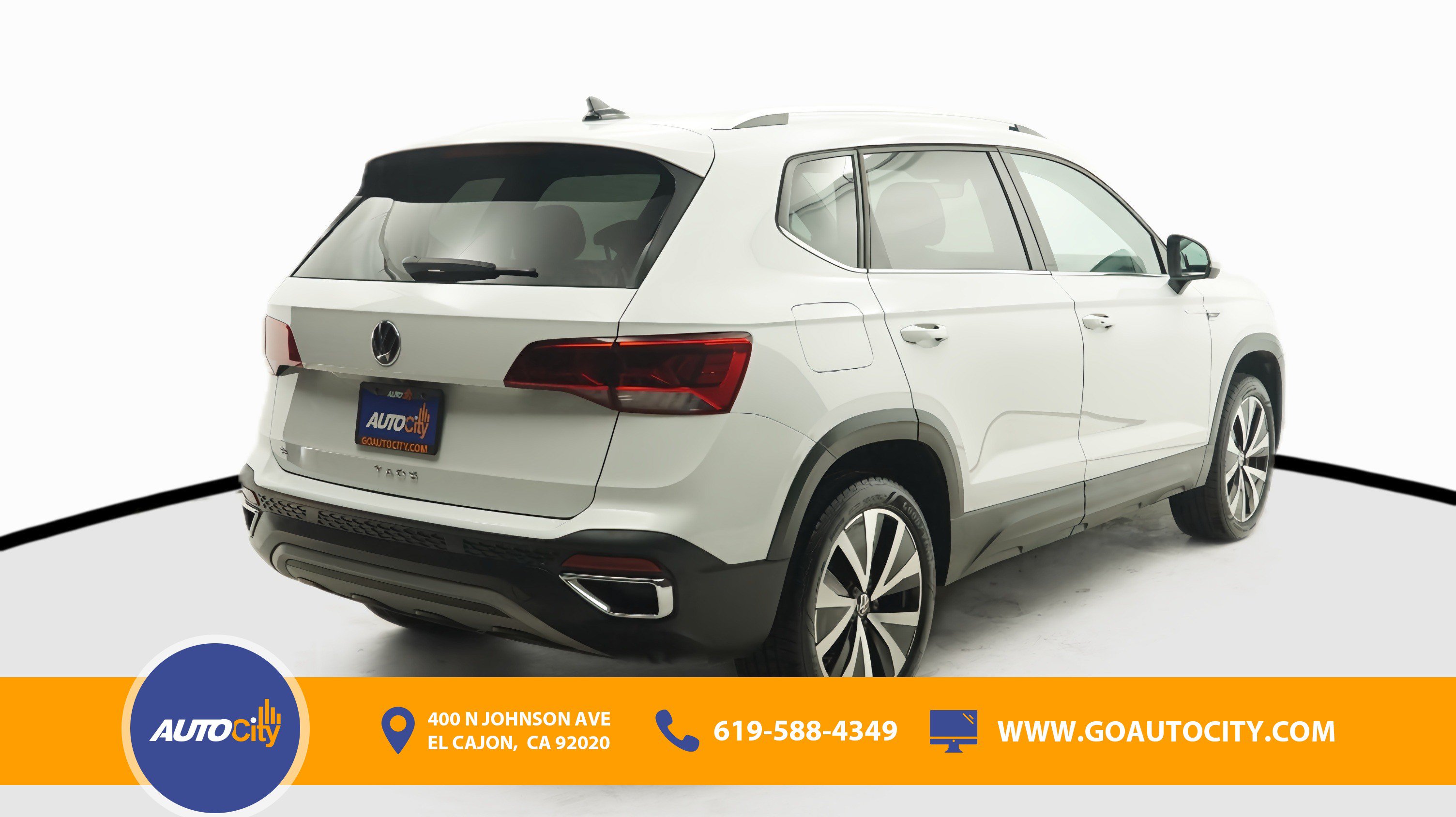 Used 2024 Volkswagen Taos SE FWD image 6