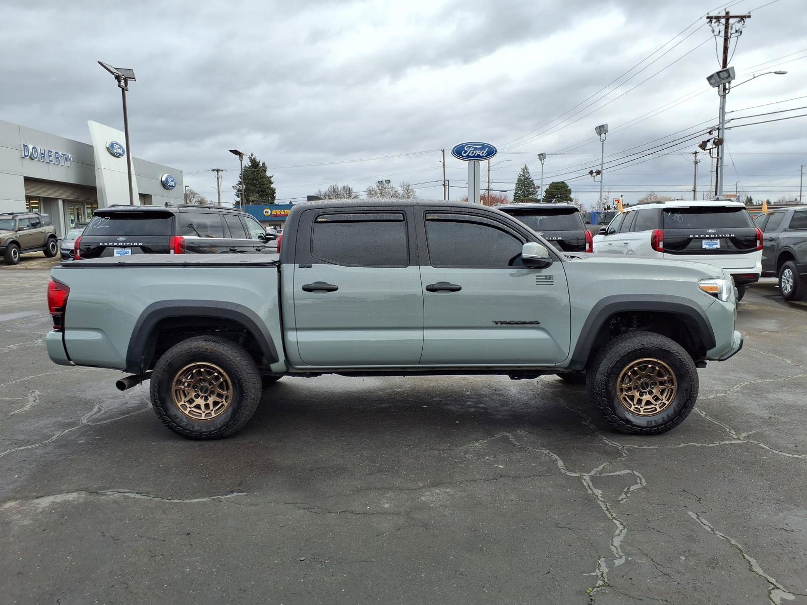 Used 2023 Toyota Tacoma 4x4 Double Cab w/ Trail Edition image 13