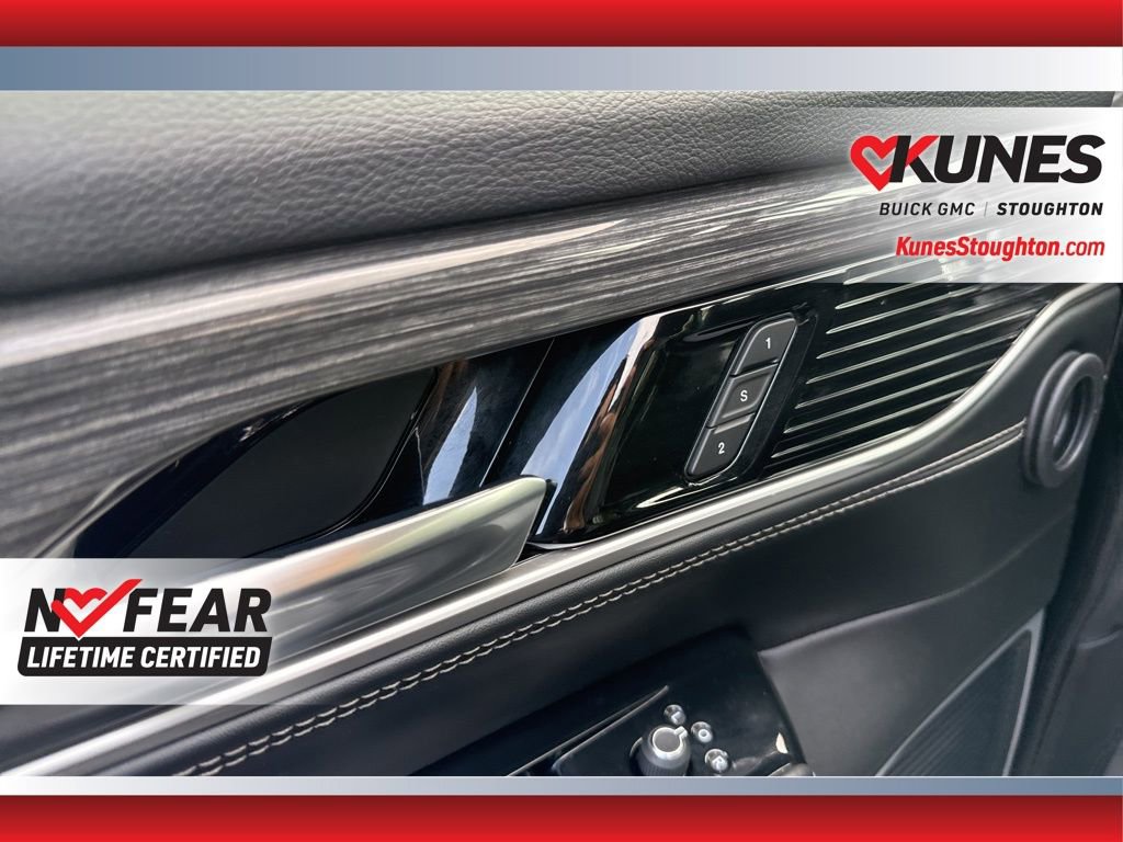 Used 2022 Jeep Wagoneer Series III w/ Rear Seat Video Group 1 AWD/4WD image 24