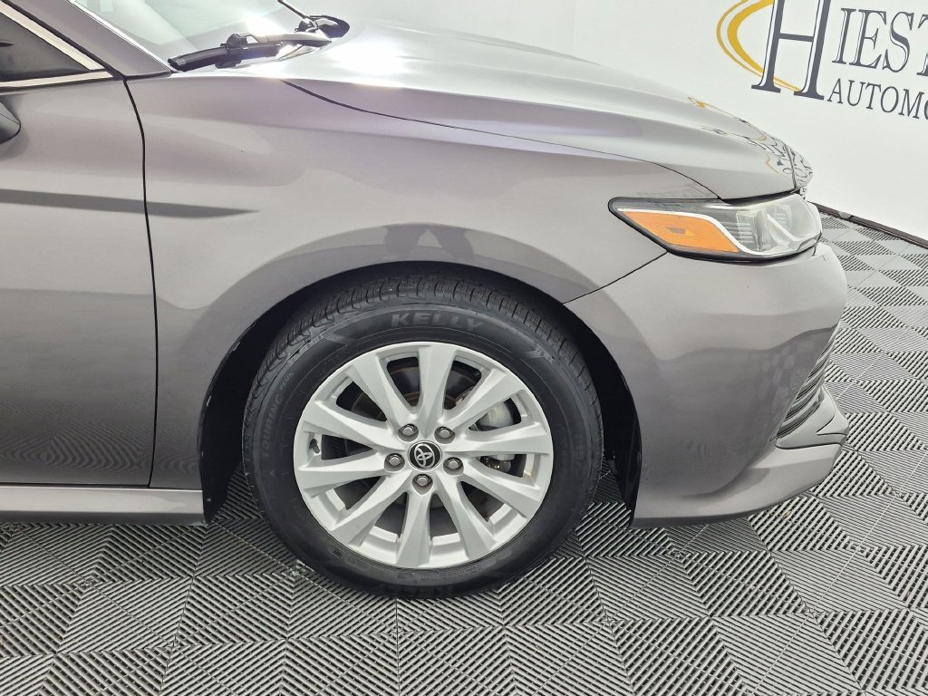 Used 2020 Toyota Camry LE w/ Carpet Mat Package FWD image 11