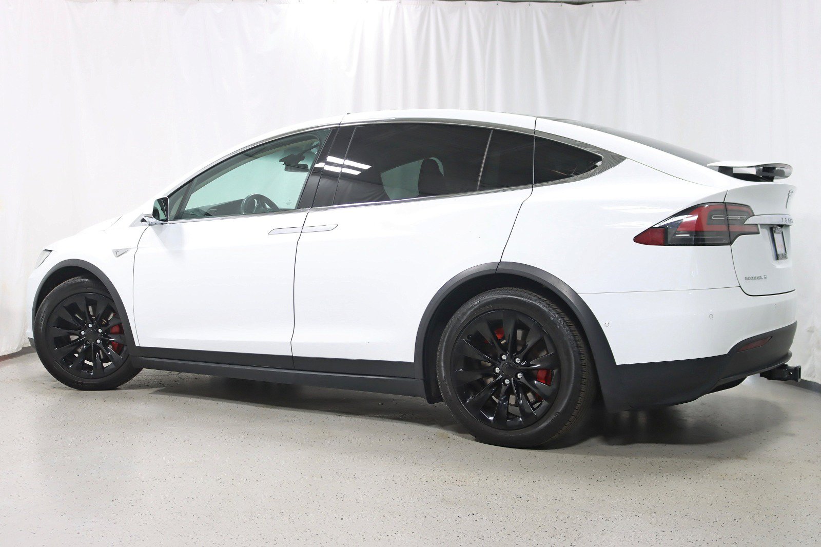 Used 2016 Tesla Model X AWD/4WD image 10