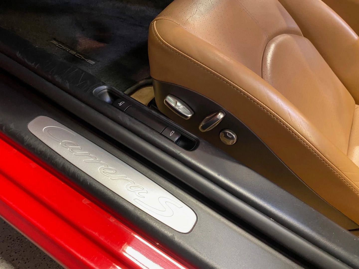 Used 2006 Porsche 911 Carrera S RWD image 40