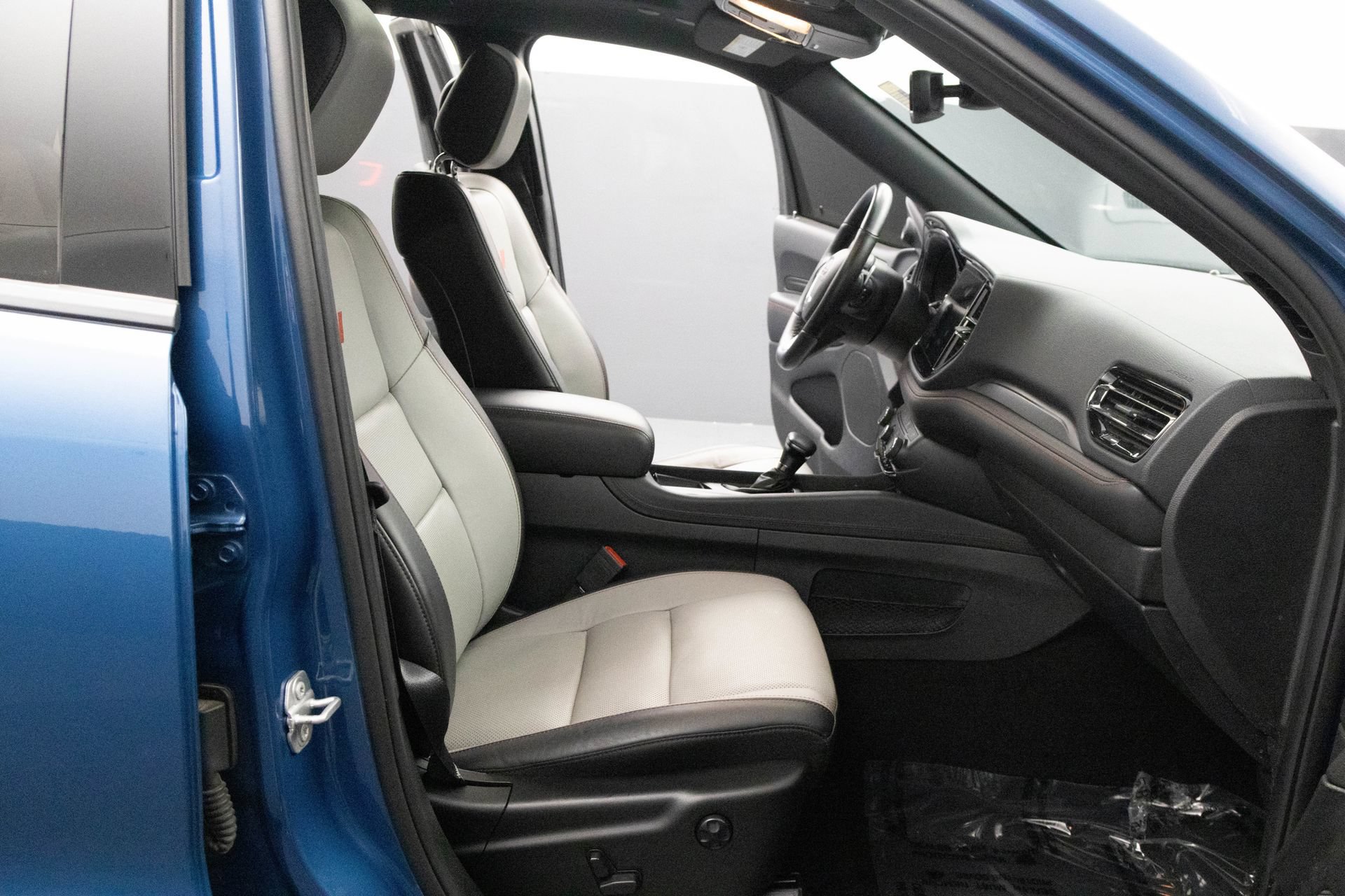 Used 2024 Dodge Durango R/T w/ Tow 'N Go Package AWD/4WD image 45