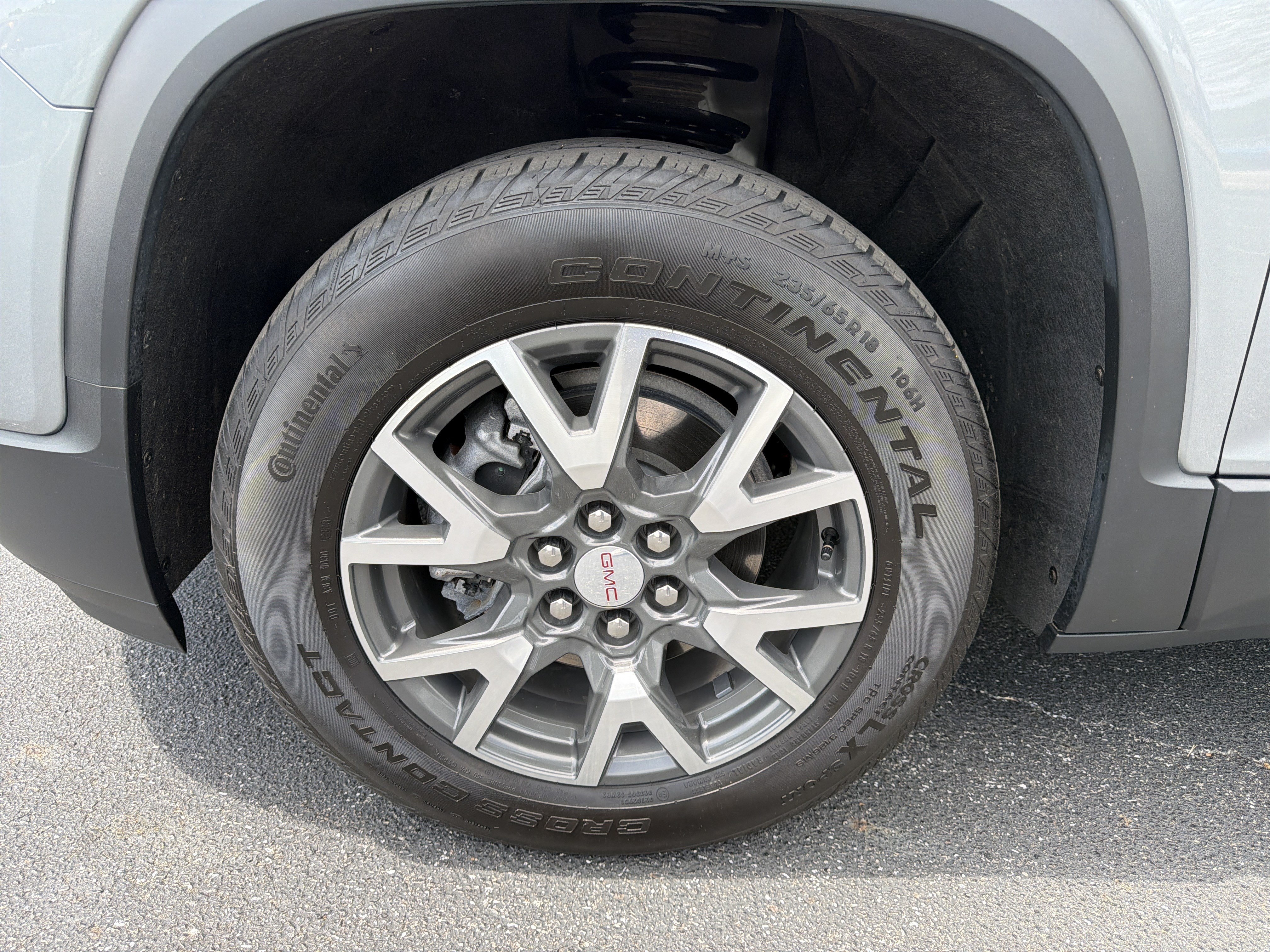 Used 2023 GMC Acadia SLE AWD/4WD image 11