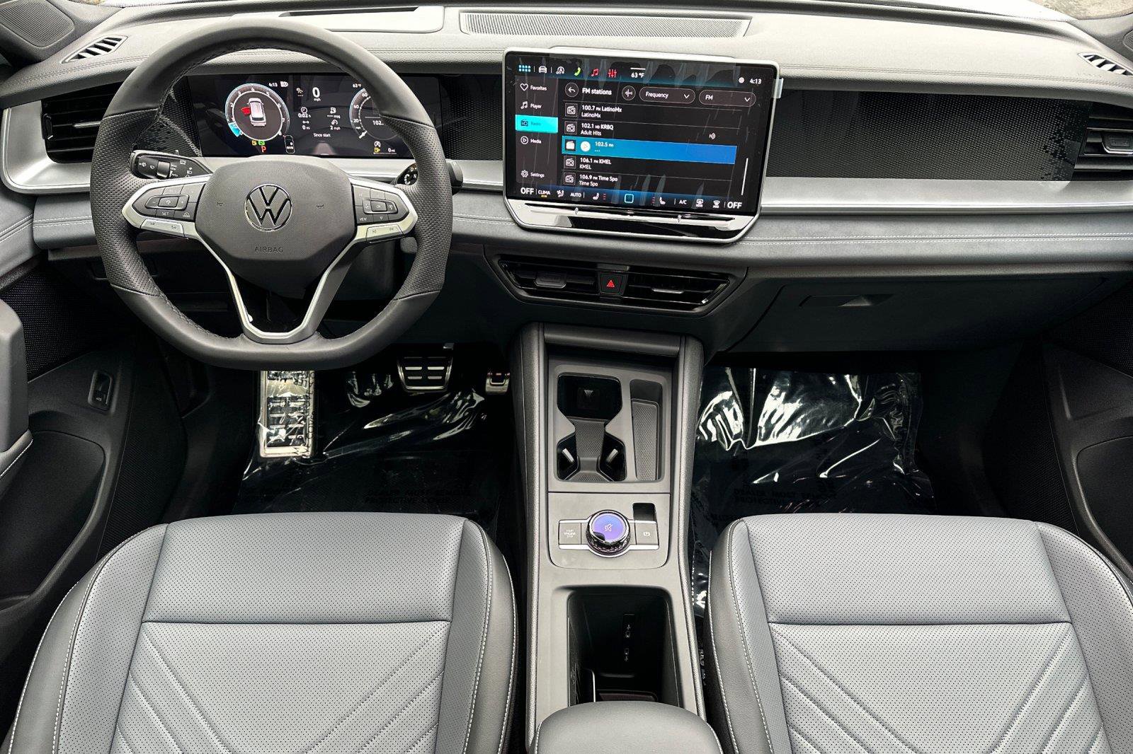 New 2026 Volkswagen Tiguan SE R-Line image 12