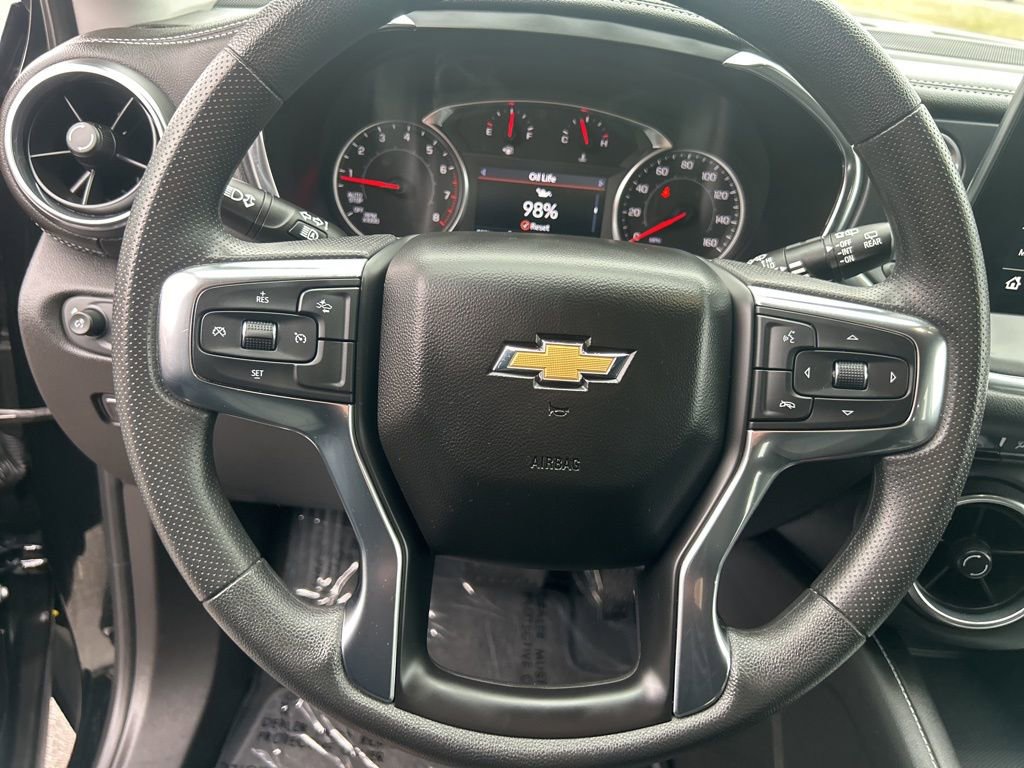 Used 2025 Chevrolet Blazer LT FWD image 18