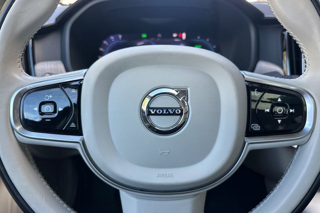 Used 2024 Volvo S90 T8 Ultimate image 24