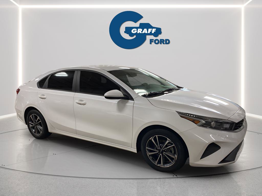 Used 2024 Kia Forte LXS FWD image 9