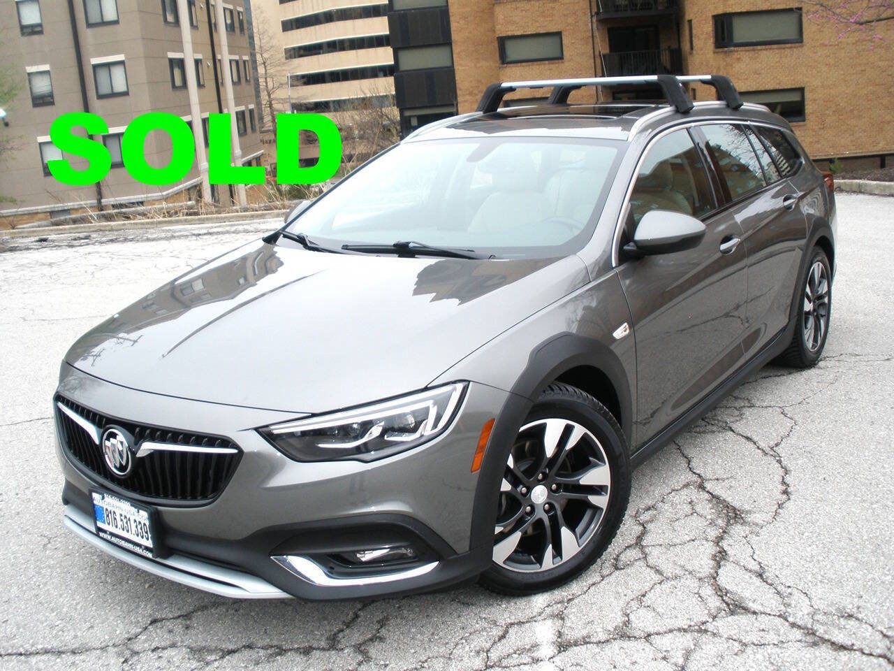 Used 2019 Buick Regal Essence w/ Driver Confidence Package I