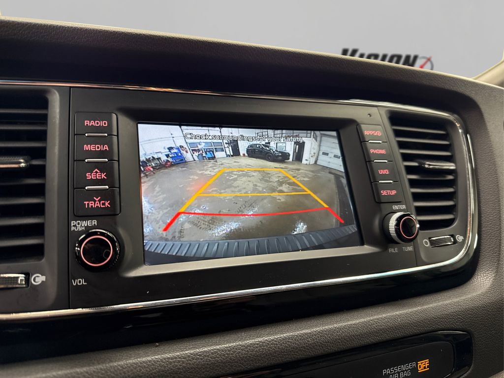 Used 2018 Kia Sedona EX image 33