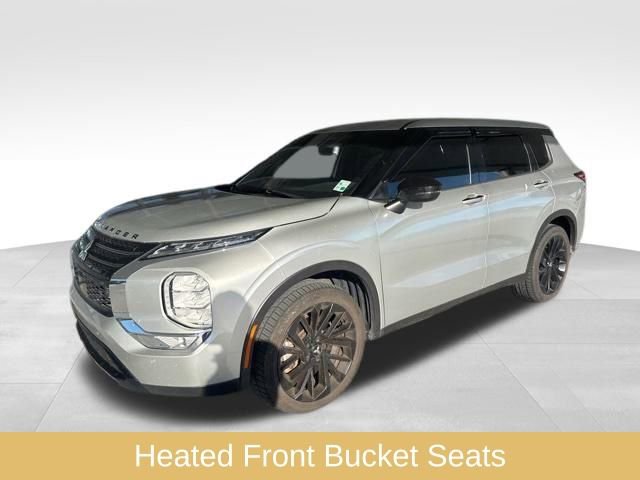 Used 2022 Mitsubishi Outlander SE image 10