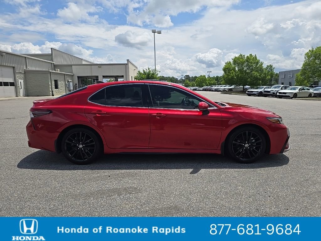 Used 2024 Toyota Camry XSE FWD image 6