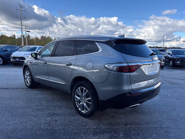 Certified 2023 Buick Enclave Essence w/ Experience Buick Package AWD/4WD image 5