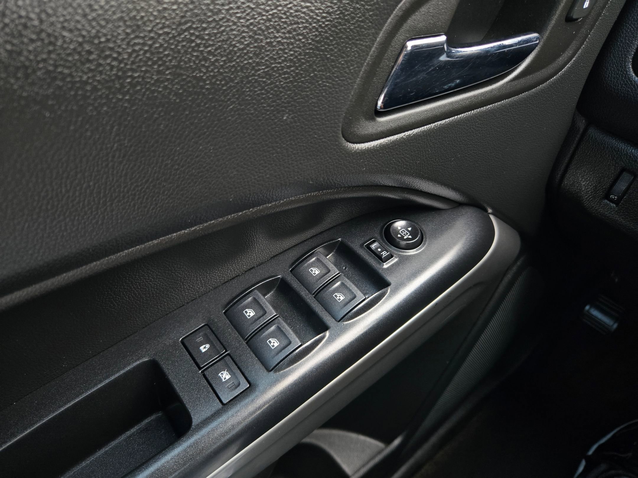 Used 2022 Chevrolet Colorado LT w/ LT Convenience Package image 21