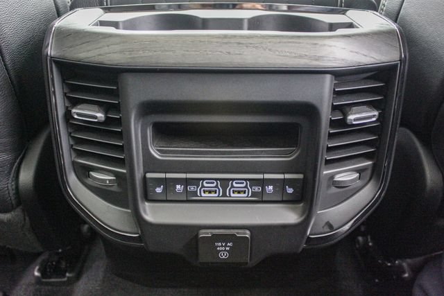 Used 2025 RAM 1500 Limited AWD/4WD image 31