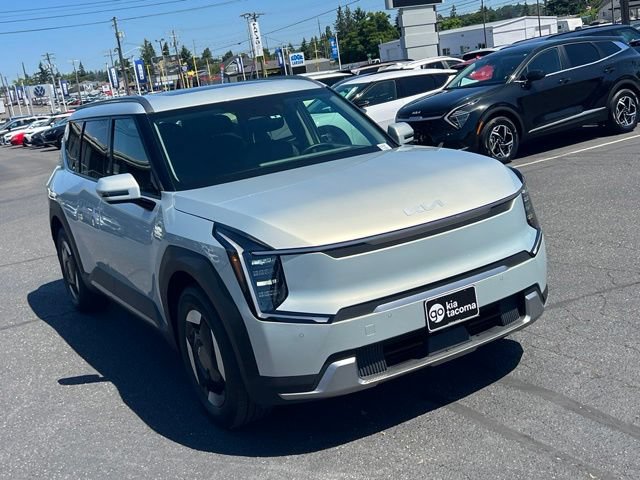 Certified 2024 Kia EV9 Wind AWD/4WD image 7