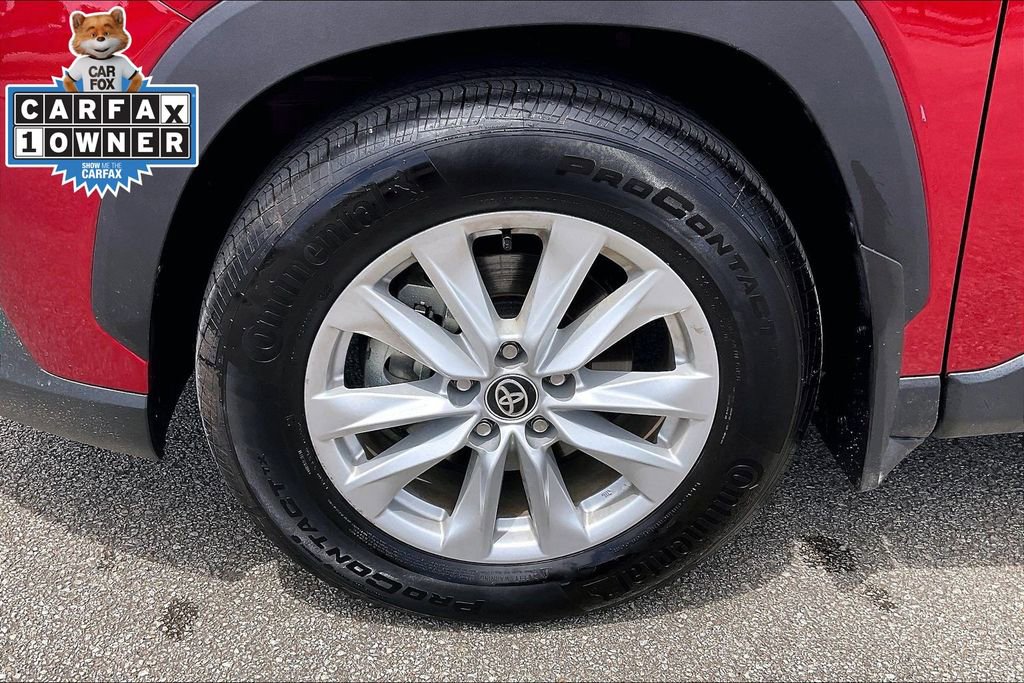 Used 2026 Toyota Corolla Cross LE AWD/4WD image 8