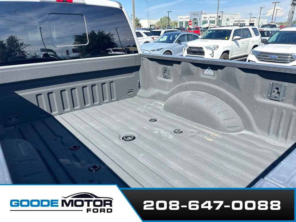 Used 2017 Ford F350 Lariat w/ Lariat Ultimate Package AWD/4WD image 7