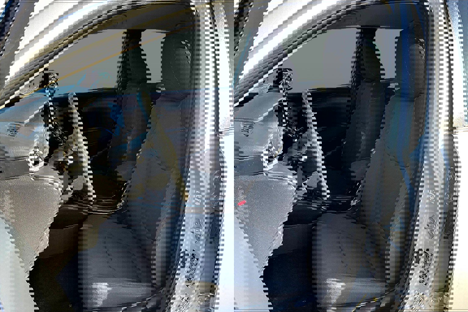 Used 2020 Toyota Corolla LE image 21