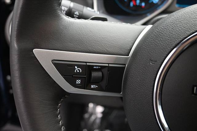 Used 2010 Chevrolet Camaro SS RWD image 11