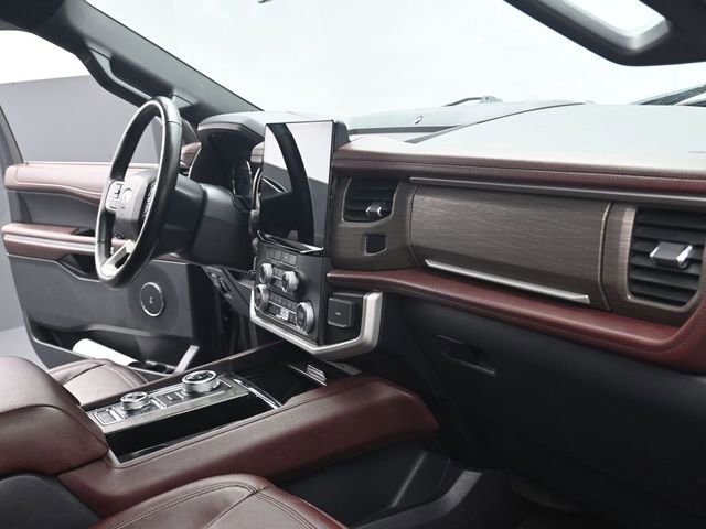 Used 2023 Ford Expedition Max Limited image 29