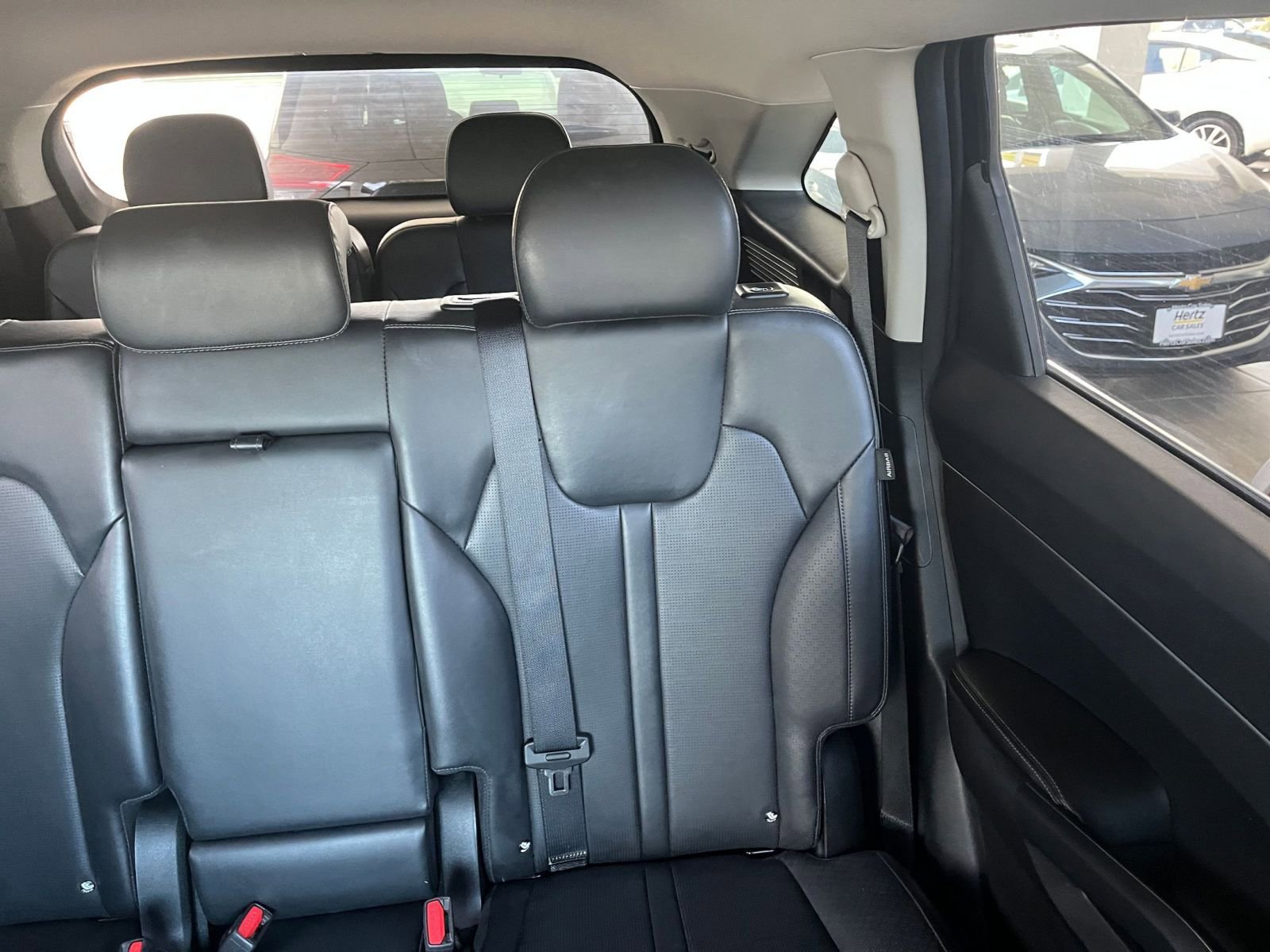 Used 2024 Kia Sorento S FWD image 39
