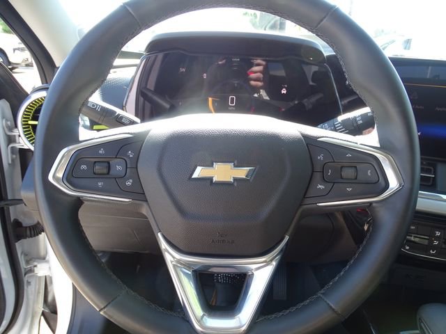 Certified 2024 Chevrolet Trax LT w/ Driver Confidence Package image 15