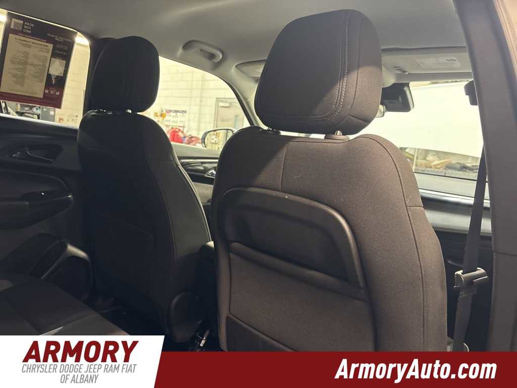 Used 2024 Chevrolet TrailBlazer LT image 32