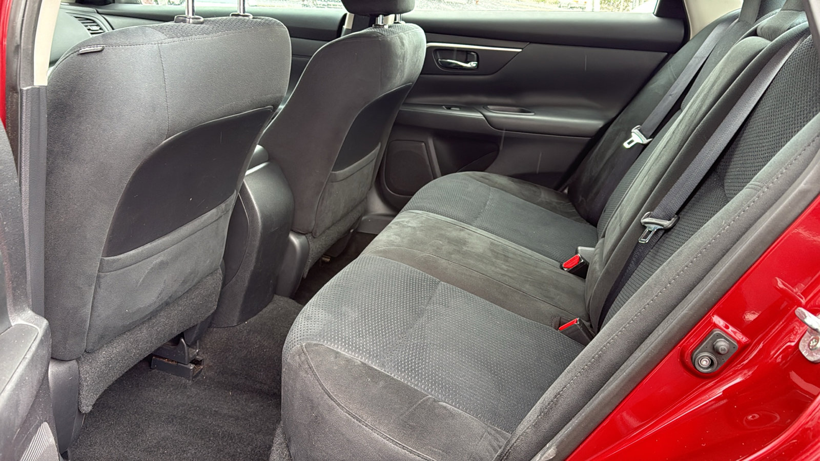 Used 2015 Nissan Altima 2.5 S w/ Special Edition Package FWD image 20