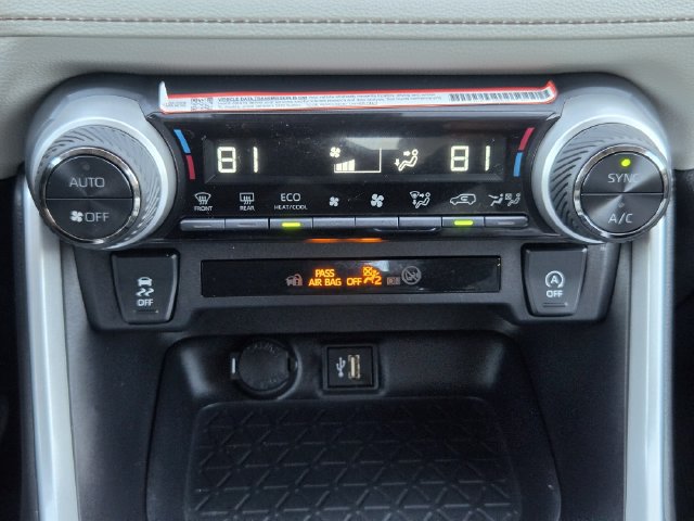 Used 2025 Toyota RAV4 XLE Premium FWD image 17