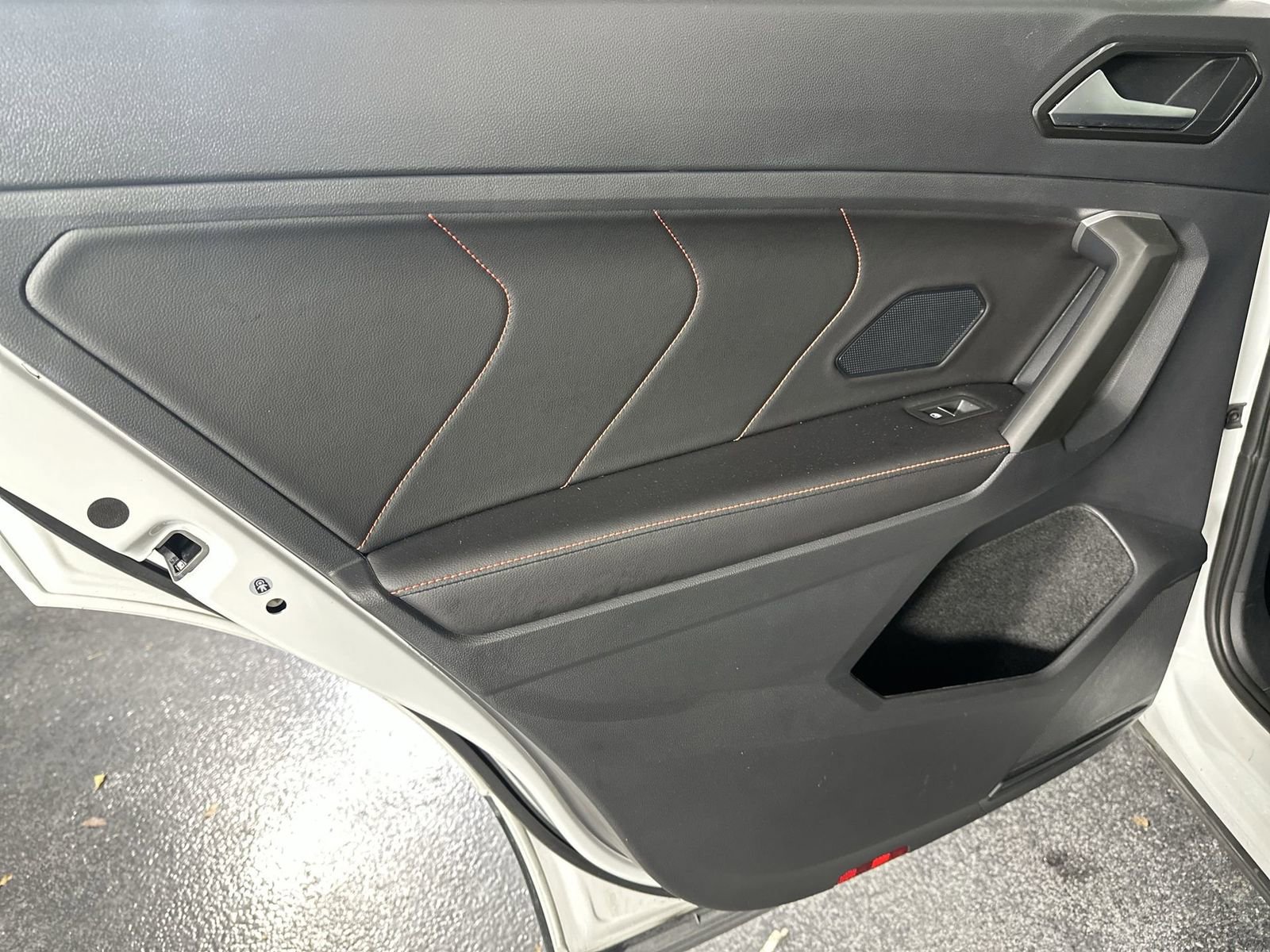 Used 2024 Volkswagen Tiguan Wolfsburg Edition image 34