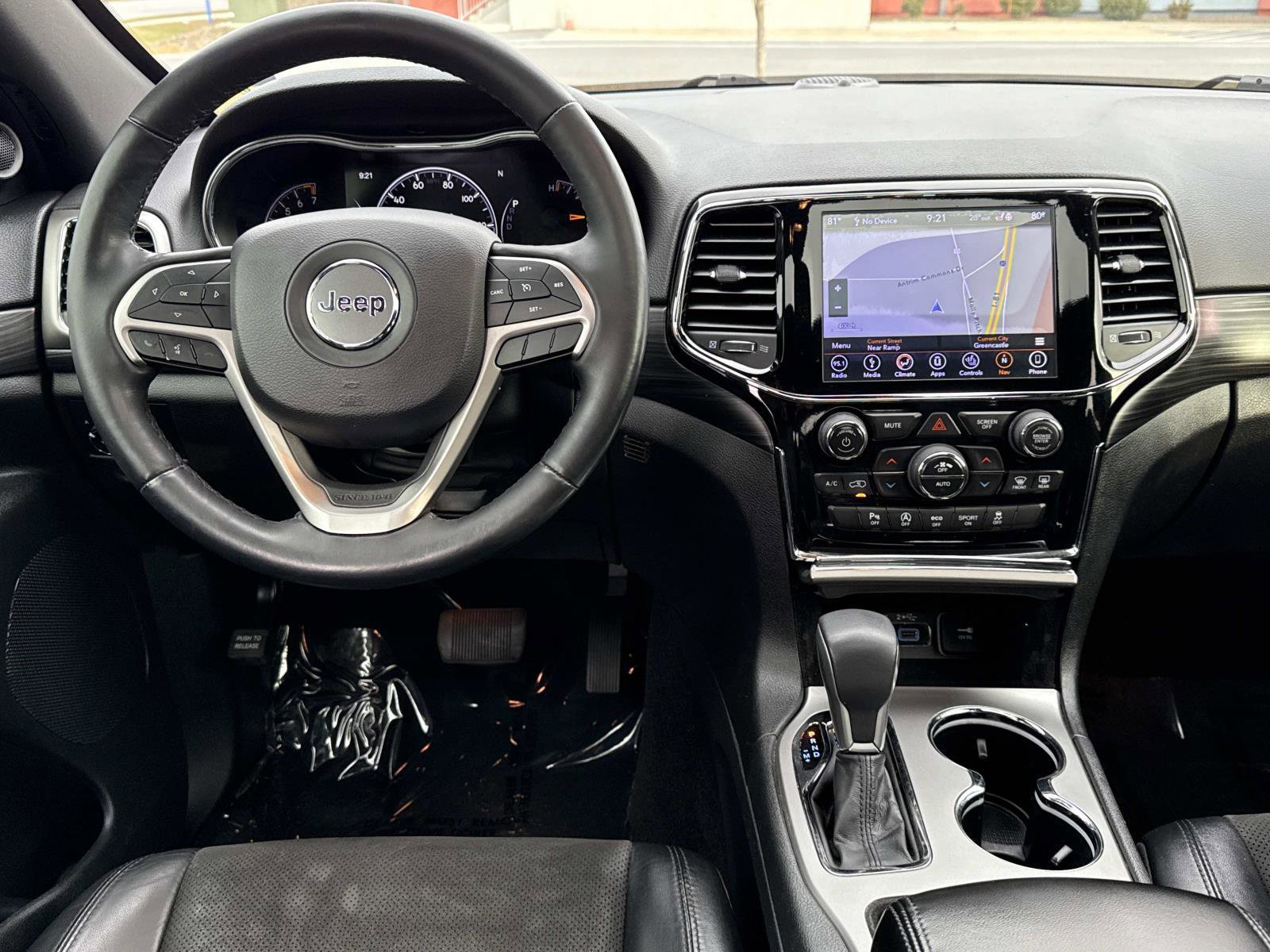 Used 2019 Jeep Grand Cherokee Altitude image 2