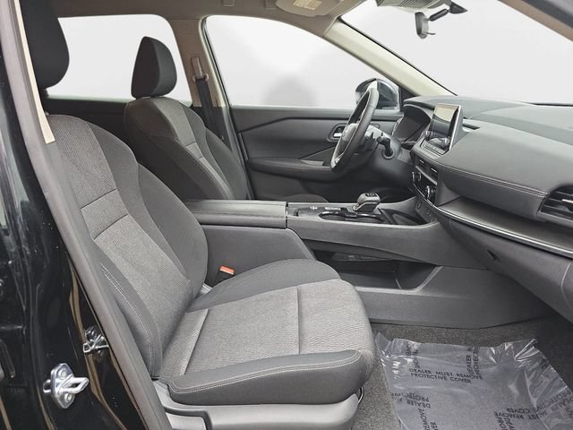 Used 2026 Nissan Rogue SV FWD image 37