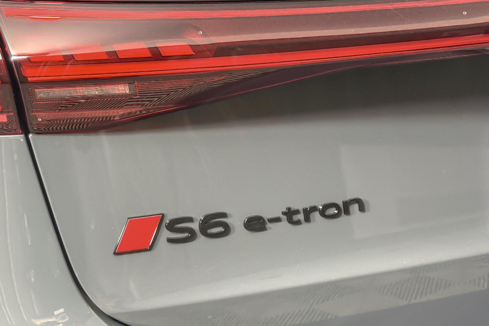 New 2027 Audi S6 e-tron Premium Plus AWD/4WD image 25