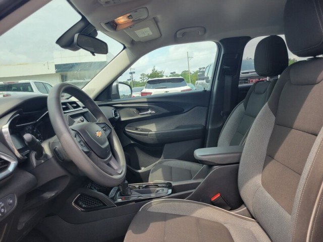 Used 2022 Chevrolet TrailBlazer LT FWD image 10